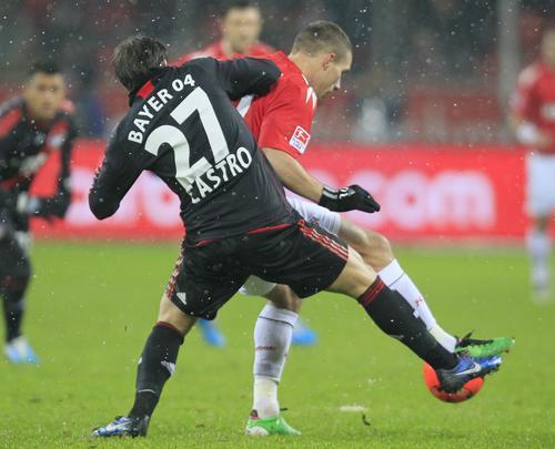 Leverkusen vence Colnia e assume terceiro lugar na Alemanha: 3 a 2