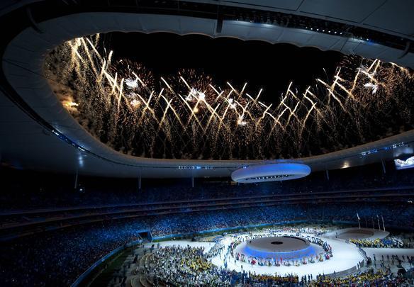 Vista do Estdio Omnilife durante cerimnia de encerramento