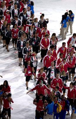 Delegaes desfilam pelo Estdio Omnilife