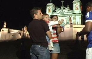Camisa 10 do Cruzeiro viu o filho, Santino, ser homenageado