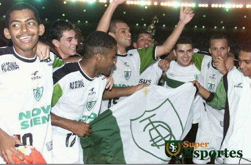 2001 - Time campeo mineiro sobre o Atltico