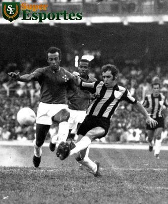 O Amrica campeo mineiro de 1971 no clssico contra o Cruzeiro