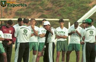 Givanildo orienta time que seria campeo brasileiro da Srie B em 1997