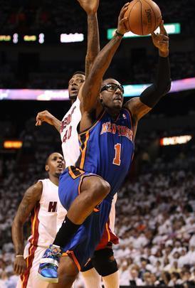 Miami Heat faz 1 a 0 no playoff contra New York  Knicks: 100 a 67