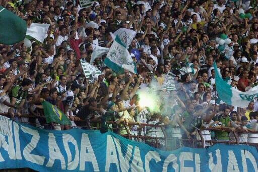 Fotos da conquista do Campeonato Mineiro sobre o Atltico em 2001