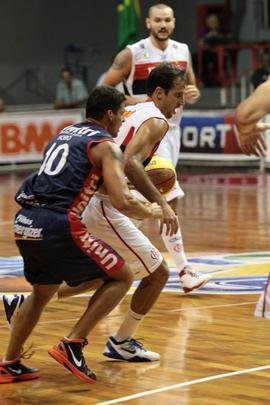 Flamengo vence o Flamengo no quinto jogo e se classifica s semifinais do NBB