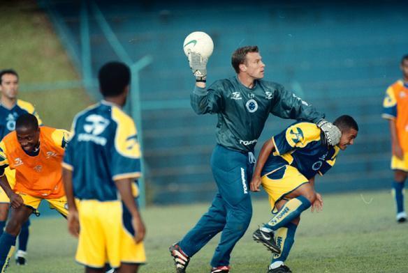 Confira alguns momentos do goleiro Andr nos tempos em que jogou pelo Cruzeiro