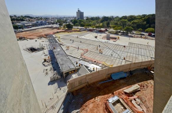Obras na parte interna e externa do Estdio Mineiro