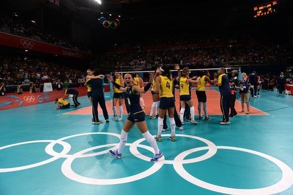 Brasil derrotou Japo por 3 sets a 0 na semifinal do vlei feminino e enfrentar EUA na deciso
