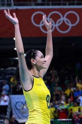Brasil derrotou Japo por 3 sets a 0 na semifinal do vlei feminino e enfrentar EUA na deciso