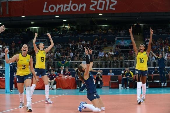Brasil derrotou Japo por 3 sets a 0 na semifinal do vlei feminino e enfrentar EUA na deciso