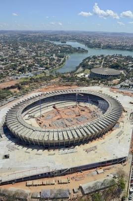 Fotos areas do Novo Mineiro, que est com 78% das obras concludas