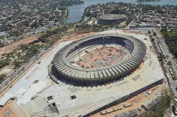 Fotos areas do Novo Mineiro, que est com 78% das obras concludas