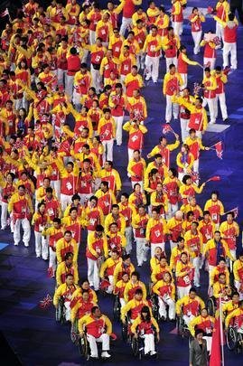 Delegaes desfilam na abertura dos Jogos Paralmpicos de Londres - 29/08