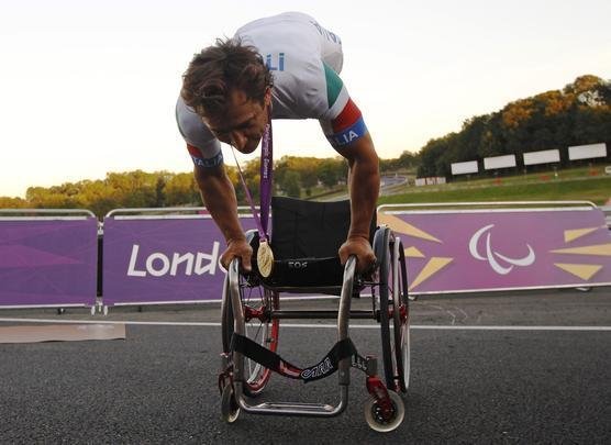 O ex-piloto italiano venceu a prova de contra-relgio e disputa de estrada na categoria H4. Em Londres, ele ainda ganhou a prata na prova de equipes mistas do ciclismo de estrada