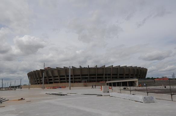 Imagens exclusivas das obras no Mineiro nesta quinta-feira (08/11/2012)
