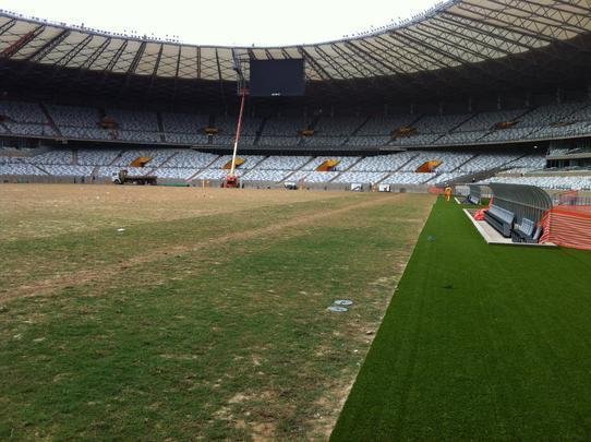 Gramado e viso geral do setor Sul (torcida do Cruzeiro)