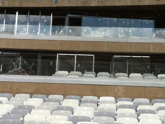 Camarotes e assentos do anel inferior