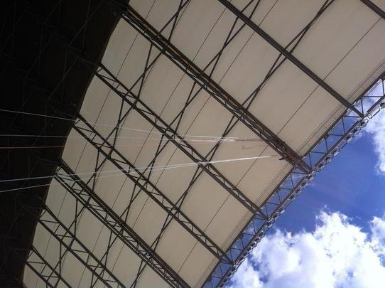 Nova cobertura proteger todos os assentos