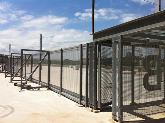 Acesso B do estdio (prximo ao antigo hall central)