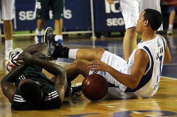 Galeria de fotos do duelo entre Minas e Palmeiras, na Arena JK, pelo NBB