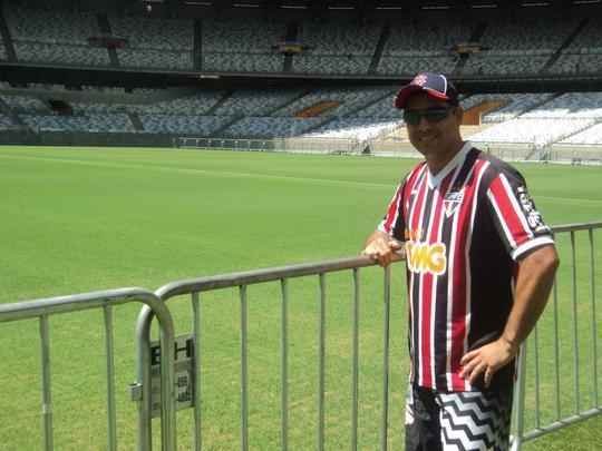Primeiros torcedores fazem visita ao Mineiro 