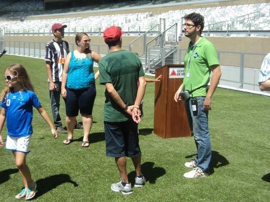 Primeiros torcedores fazem visita ao Mineiro 