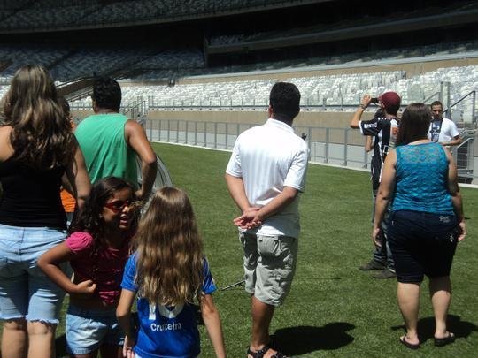 Primeiros torcedores fazem visita ao Mineiro 