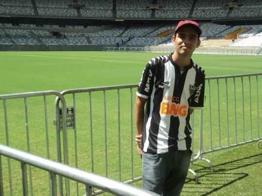 Primeiros torcedores fazem visita ao Mineiro 