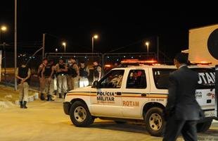 Delega��o do Chile foi escoltada pela pol�cia no trajeto entre Confins e Toca da Raposa II