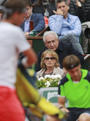 Deciso espanhola foi marcada por protestos e chuva