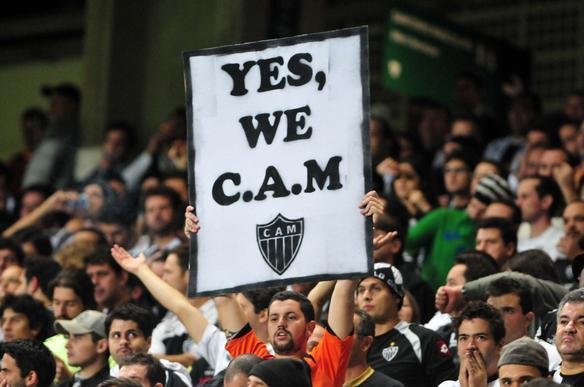 Lances do duelo entre Atltico e Newell's pela semifinal da Libertadores, no Independncia