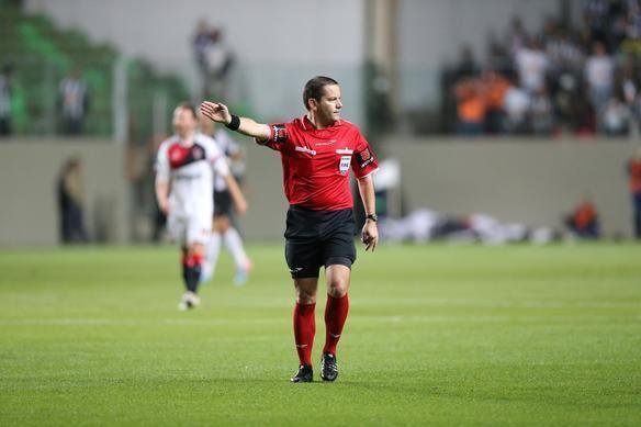Lances do duelo entre Atltico e Newell's Old Boys no Independncia pela semifinal da Libertadores