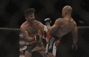 Ian McCall venceu Iliarde Santos por decis�o un�nime na Arena da Barra