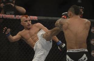 Em duelo de brasileiros, John Lineker levou a melhor sobre 'Sem Chance' no UFC 163