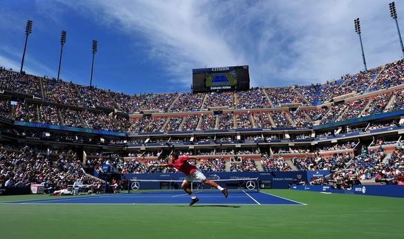 Imagens do duelo entre Novak Djokovic e Stanislas Wawrinka pela semifinal do Aberto dos Estados Unidos, neste sbado