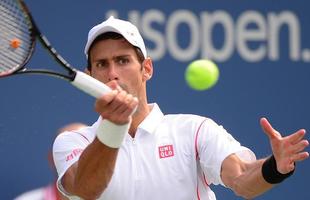 Imagens do duelo entre Novak Djokovic e Stanislas Wawrinka pela semifinal do Aberto dos Estados Unidos, neste sábado
