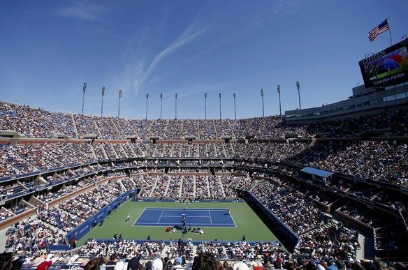 Imagens do duelo entre Novak Djokovic e Stanislas Wawrinka pela semifinal do Aberto dos Estados Unidos, neste sbado