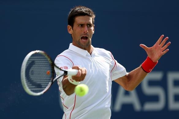 Novak Djokovic teve mais trabalho do que se esperava, mas conseguiu confirmar o favoritismo e garantiu sua vaga na final do Aberto dos Estados Unidos. Nmero 1 do mundo, o tenista srvio precisou de 4 horas e 9 minutos para vencer uma verdadeira batalha contra o suo Stanislas Wawrinka, neste sbado, em Nova York, nos Estados Unidos.