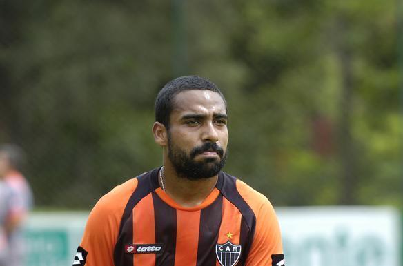 O ano de 2009 marcou a segunda passagem de Coelho pelo Atltico. O lateral foi mais eficaz na primeira participao, e depois no correspondeu. Atualmente, o lateral joga no Guaratinguet. 