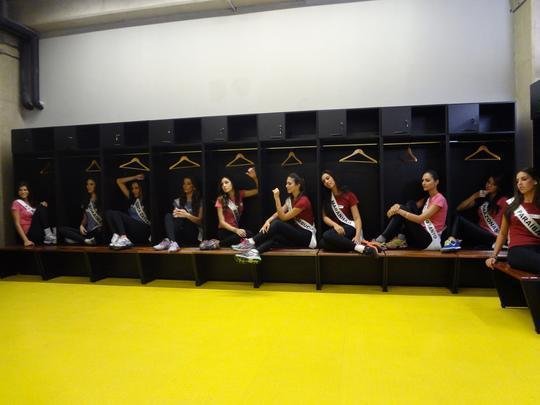 As 27 candidatas do Miss Brasil 2013 visitaram o Mineiro nesta quarta-feira. Alm de um passeio pelo gramado, com direito a muitas fotos, elas conheceram os vestirios e outros setores do estdio. A eleio ser no prximo dia 28, no Minascentro, em Belo Horizonte. O estado de Minas Gerais ser representado pela estudante de jornalismo Janana Barcelos, de 25 anos, 1,78m de altura e natural de Betim.