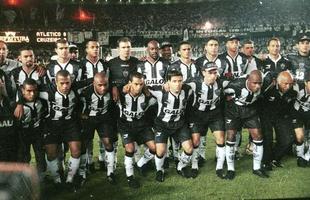 Time do Atltico antes da deciso do Campeonato Mineiro de 2000 contra o Cruzeiro