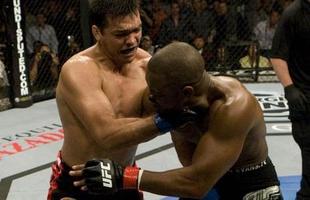 No UFC 98, 2009, Lyoto nocauteou Rashad Evans com uma incrvel sequncia de golpes e conquistou cinturo dos meio-pesados