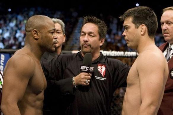 No UFC 98, 2009, Lyoto nocauteou Rashad Evans com uma incrvel sequncia de golpes e conquistou cinturo dos meio-pesados