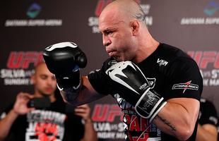 'Chael pensa, Anderson afunda e Wanderlei fede' 