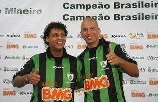 Joozinho e Fbio Jnior so apresentados como reforos do Amrica em 2010