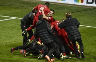 Cristiano Ronaldo marcou trs gols e colocou Portugal na Copa do Mundo do Brasil