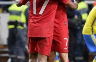 Cristiano Ronaldo marca trs gols e coloca Portugal na Copa do Mundo
