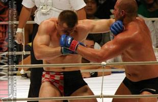 Relembre a luta fantstica entre Fedor Emelianenko e Mirko Cro Cop, vencida por Fedor por deciso unnime no PRIDE