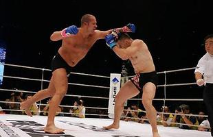 Relembre a luta fantstica entre Fedor Emelianenko e Mirko Cro Cop, vencida por Fedor por deciso unnime no PRIDE